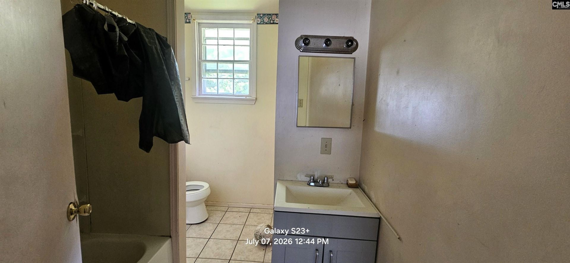 613 Henry Street  Photo 10