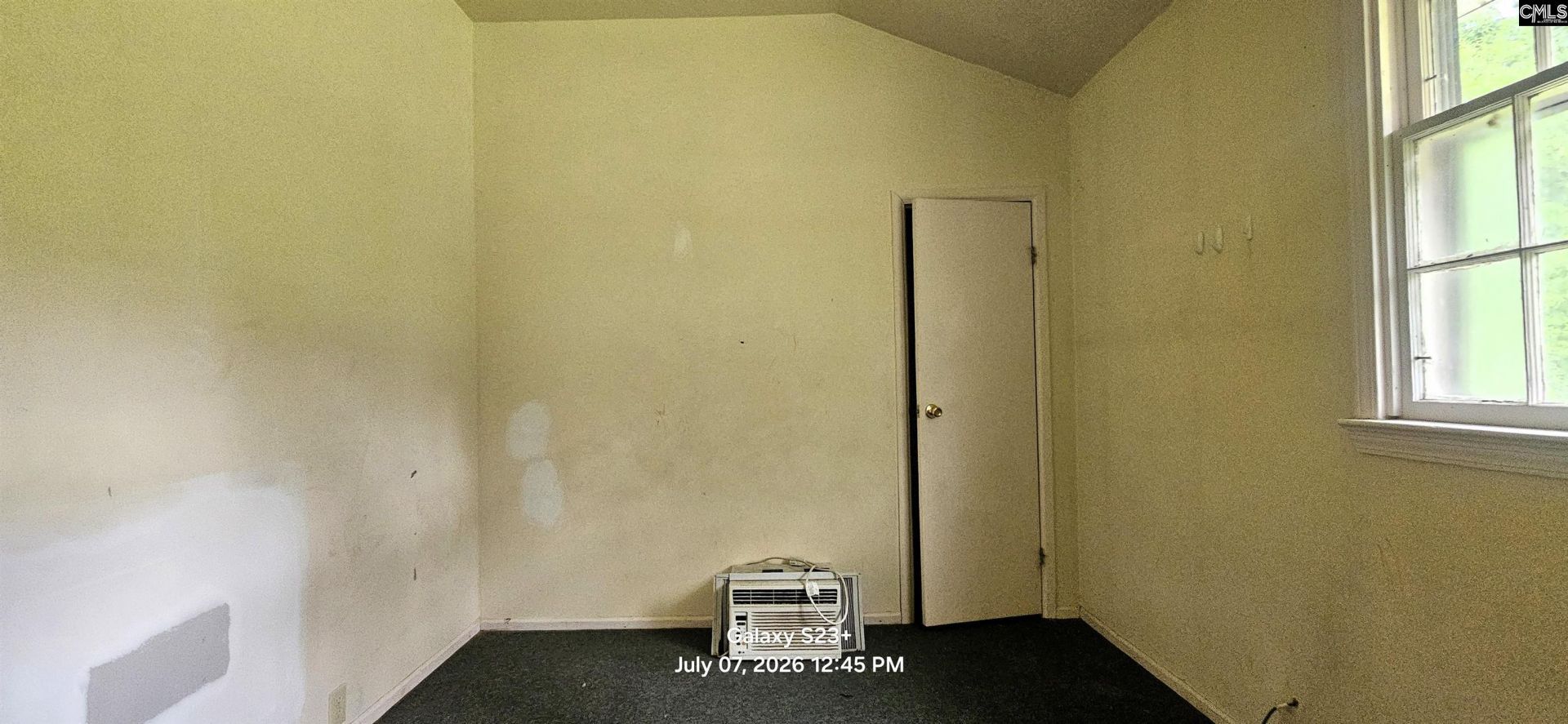 613 Henry Street  Photo 13