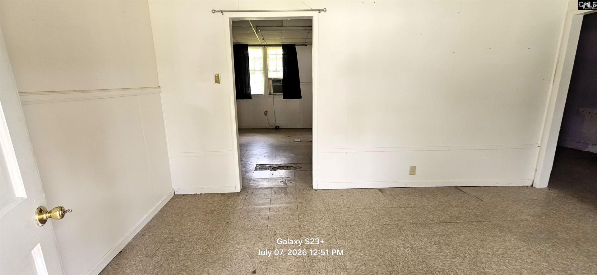 613 Henry Street  Photo 15