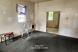 613 Henry Street  photo 4