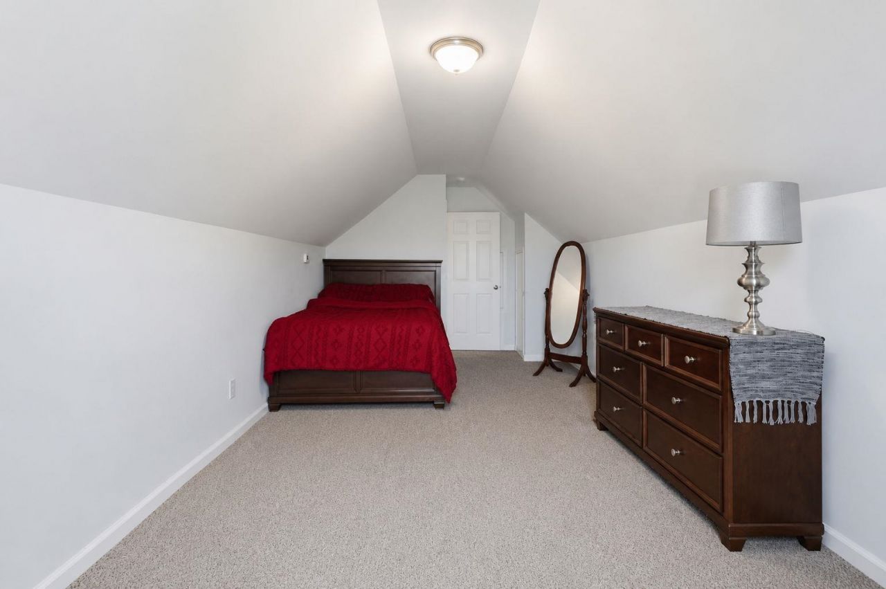 245 Silverbelle Blvd. Photo 30