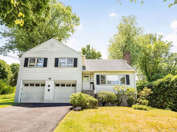 21 Pomander Drive, White Plains, NY 10607