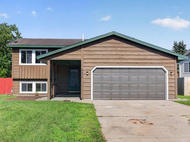 8208 Irving Avenue N, Brooklyn Park, MN 55444