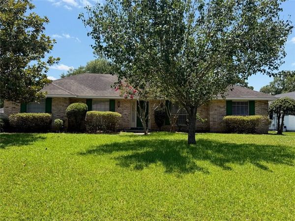 210 CAMDEN Street , Slidell, LA 70461