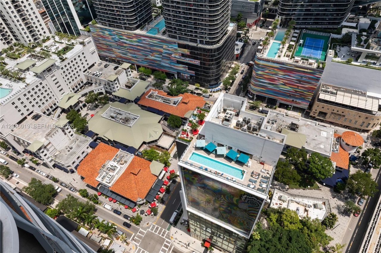 1000 Brickell Plz , Unit 4015, Miami, FL 33131 Photo