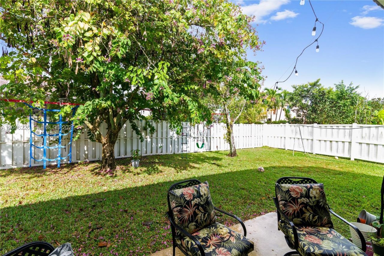 14275 NW 18th Pl , Pembroke Pines, FL 33028 Photo