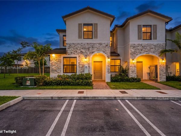 23225 SW 128th Ave, Miami, FL 33170