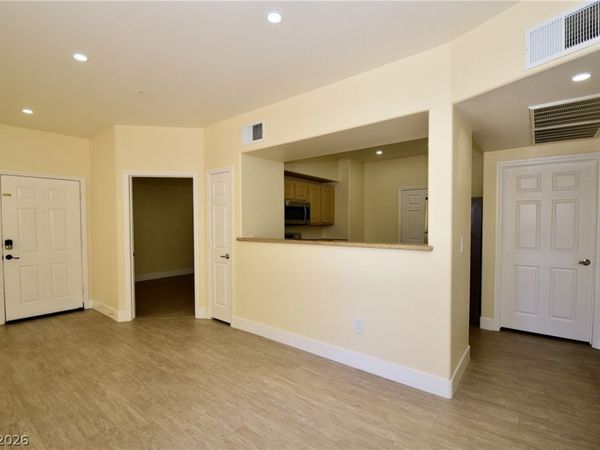 8000 Badura Avenue, Unit 1092, Las Vegas, NV 89113