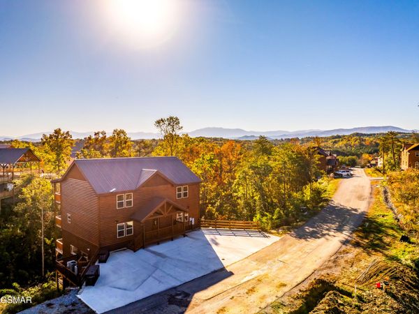 Sevierville, TN 00000