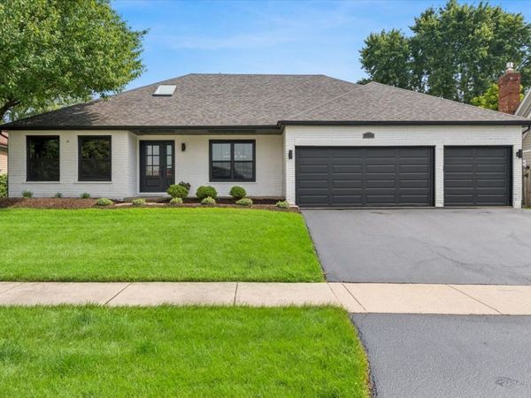 1714 Auburn Avenue, Naperville, IL 60565