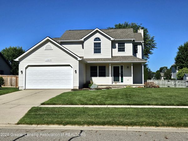 11803 Millstone Drive, Grand Ledge, MI 48837