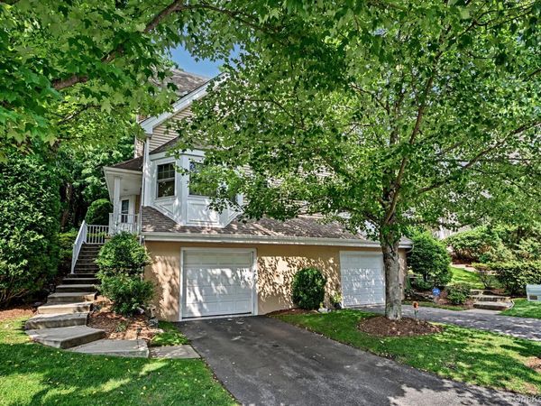 34 Winding Ridge Road, White Plains, NY 10603