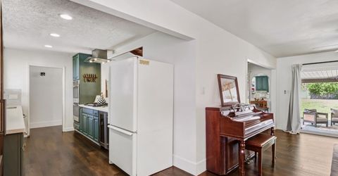4551 Dartmouth Dr, Sacramento, CA 95841 Photo
