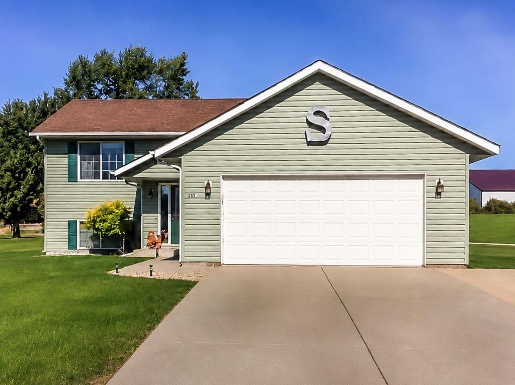 1041 Stonebrook Drive , Albany, MN 56307