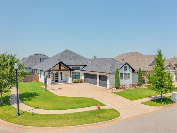 8429 NW 133rd Street, Oklahoma City, OK 73142