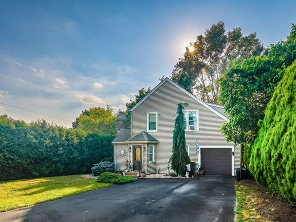 785 Lees River, Somerset, MA 02726