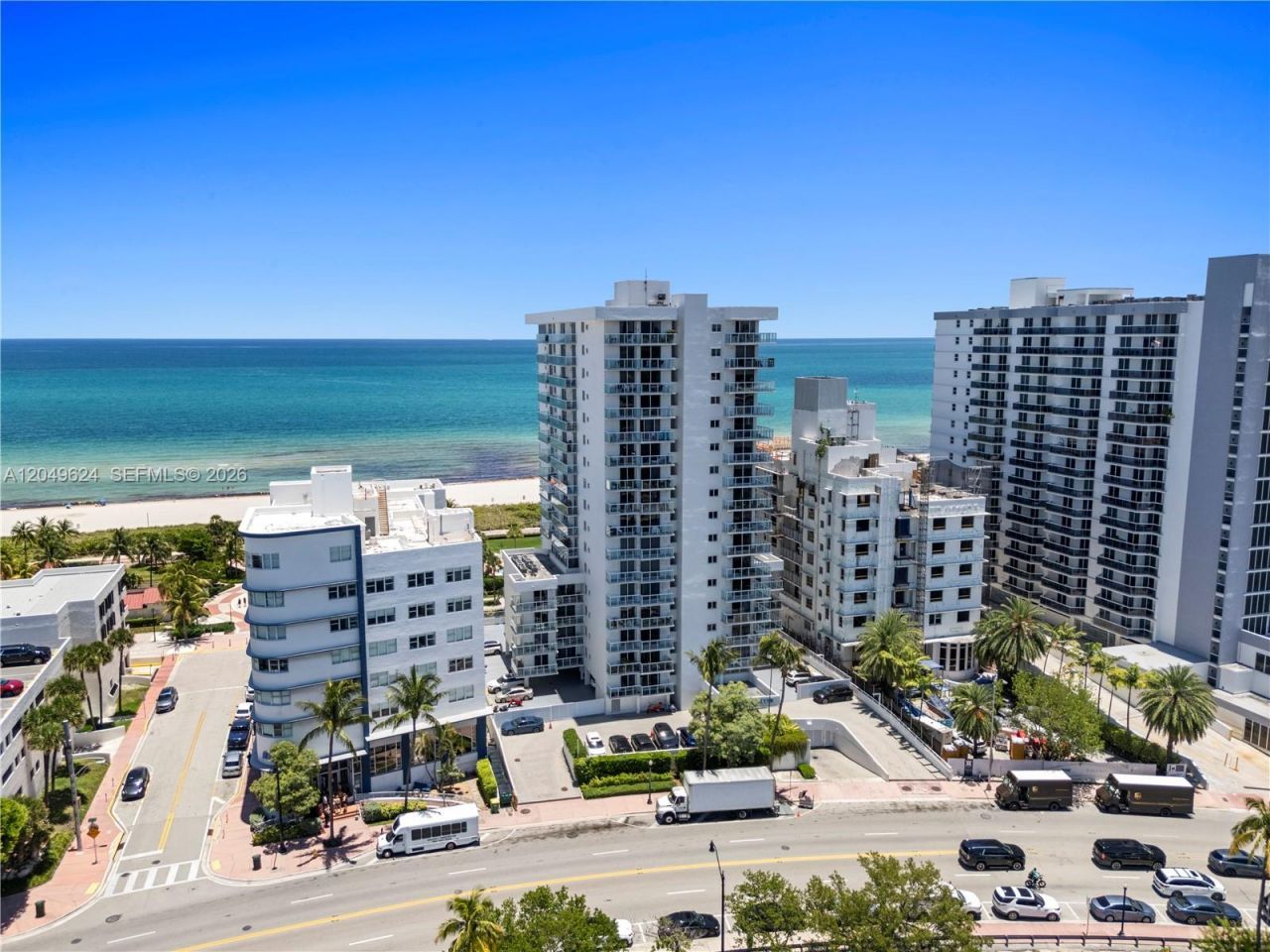 2457 Collins Ave , Unit 307, Miami Beach, FL 33140 Photo