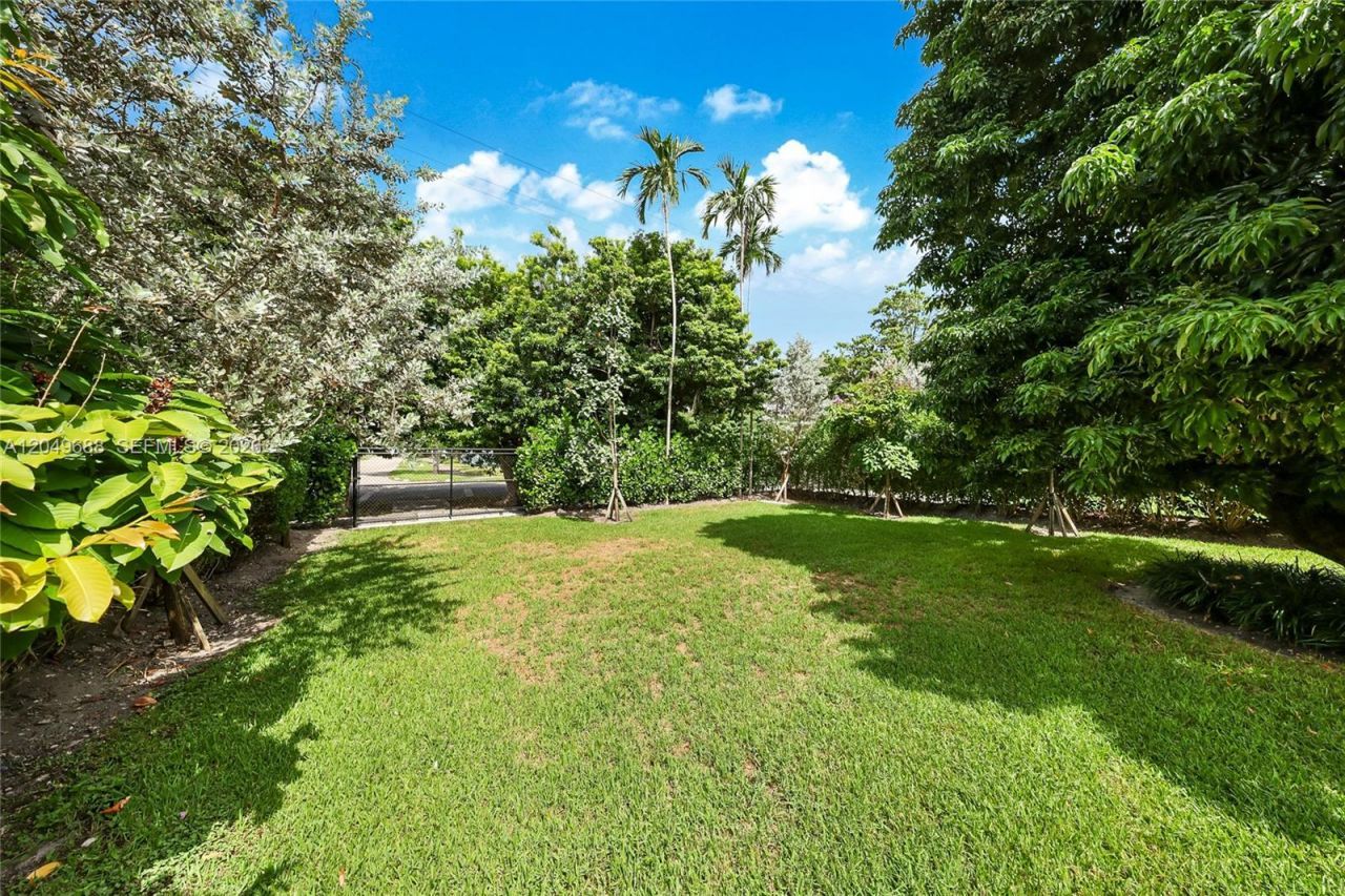 180 SW 38th Ct, Miami, FL 33134 Photo