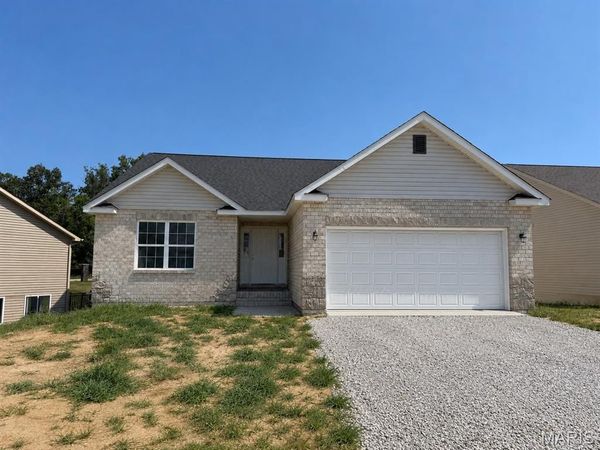 411 Firestone Street , Freeburg, IL 62243