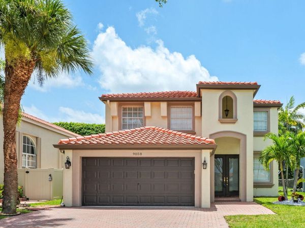 9058 Alexandra Circle, Wellington, FL 33414