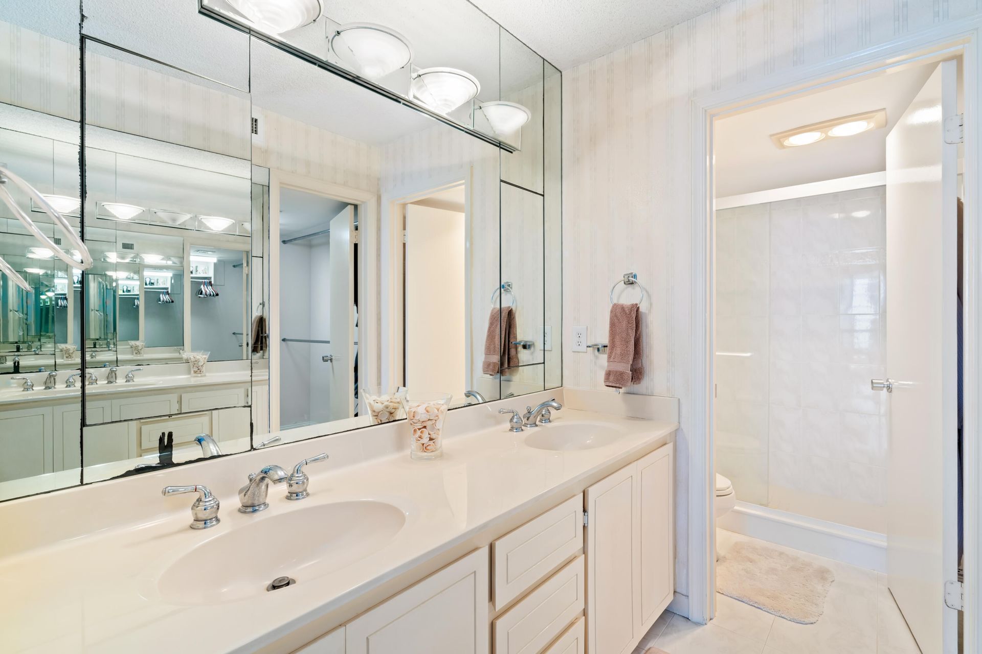 5380 N Ocean Drive, Unit 22g, Riviera Beach, FL 33404 Photo
