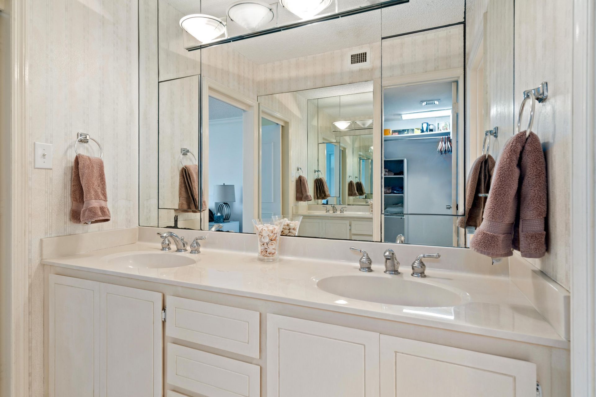 5380 N Ocean Drive, Unit 22g, Riviera Beach, FL 33404 Photo