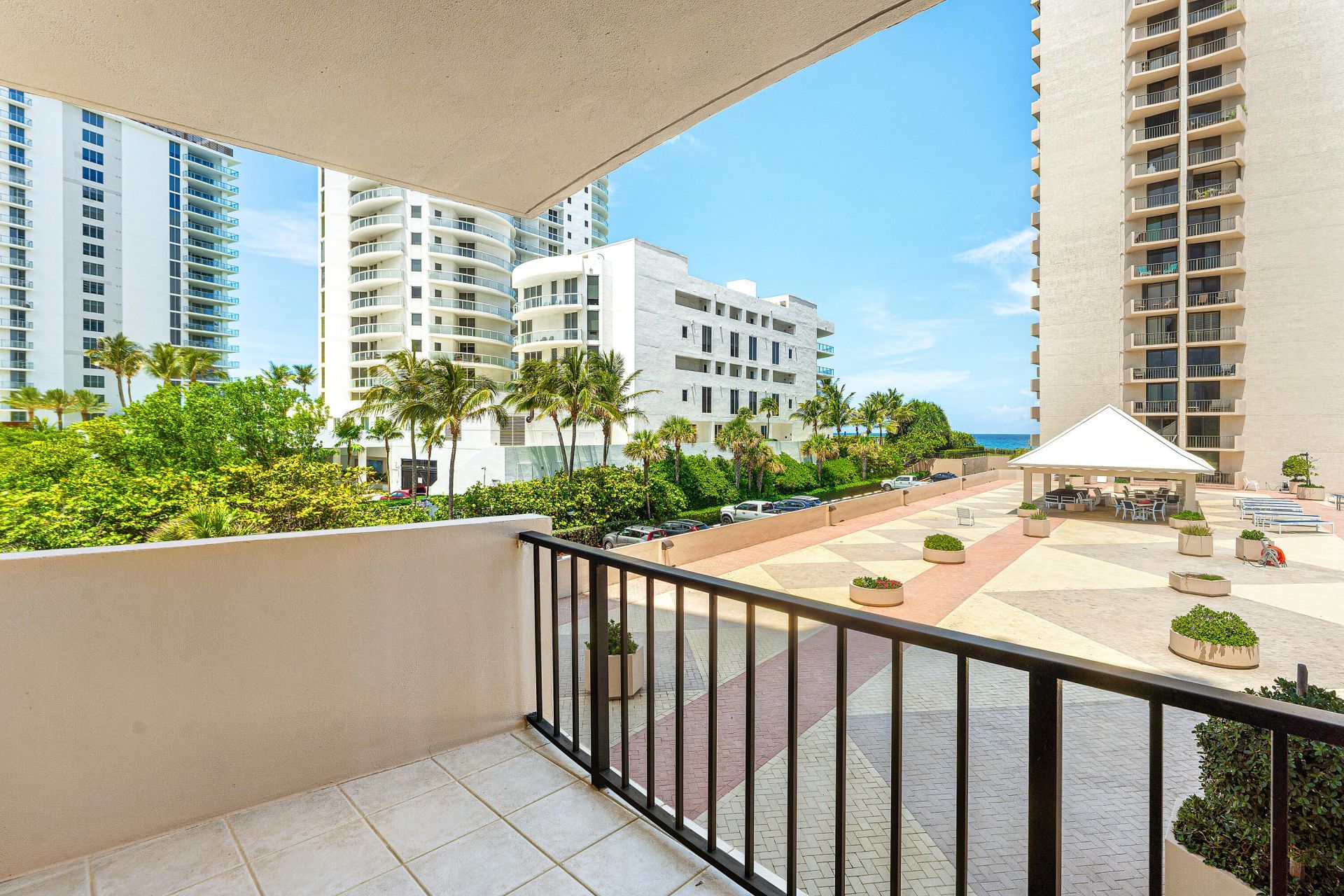 4200 N Ocean Drive, Unit 2-201, Singer Island, FL 33404 Photo