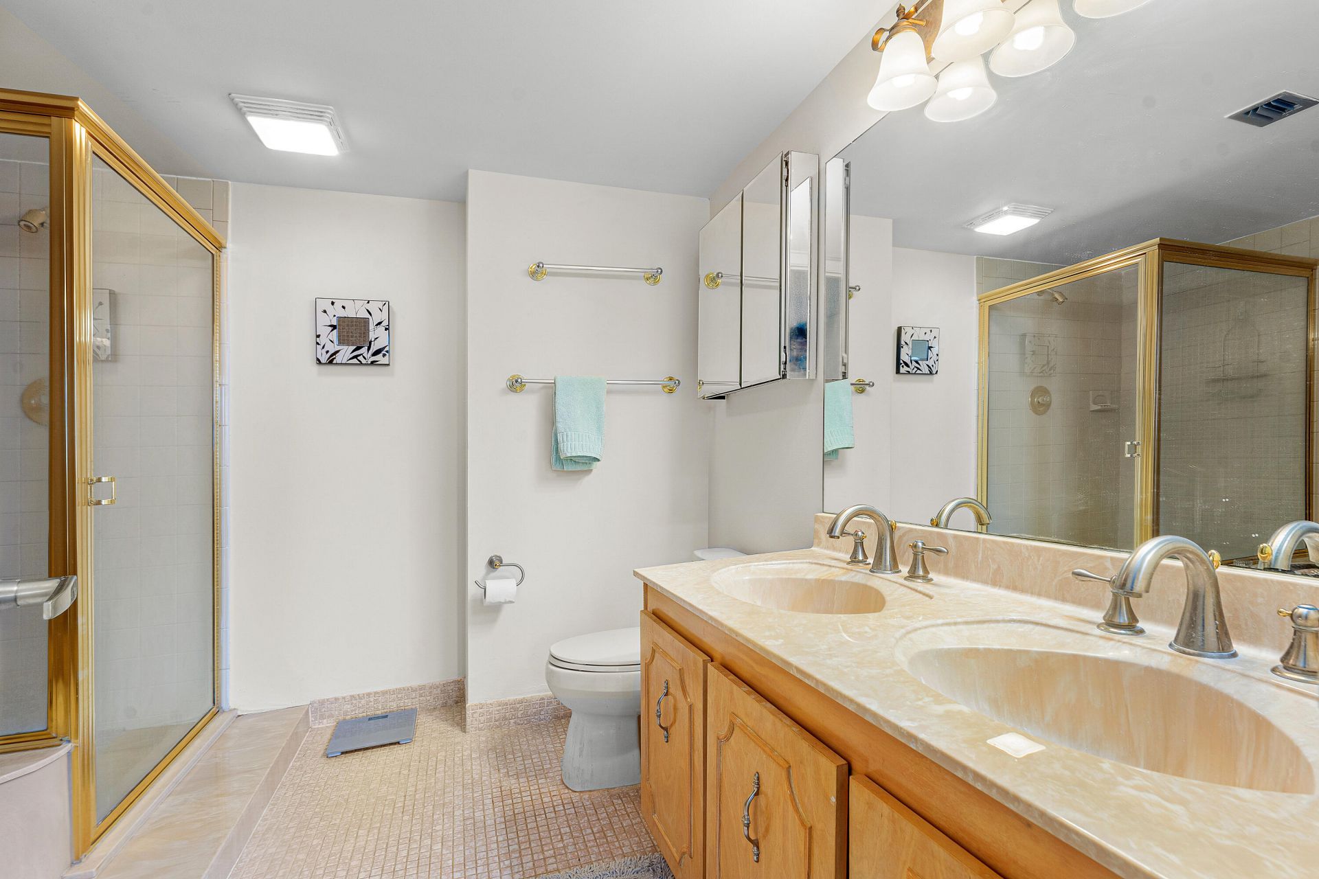 4200 N Ocean Drive, Unit 2-201, Singer Island, FL 33404 Photo