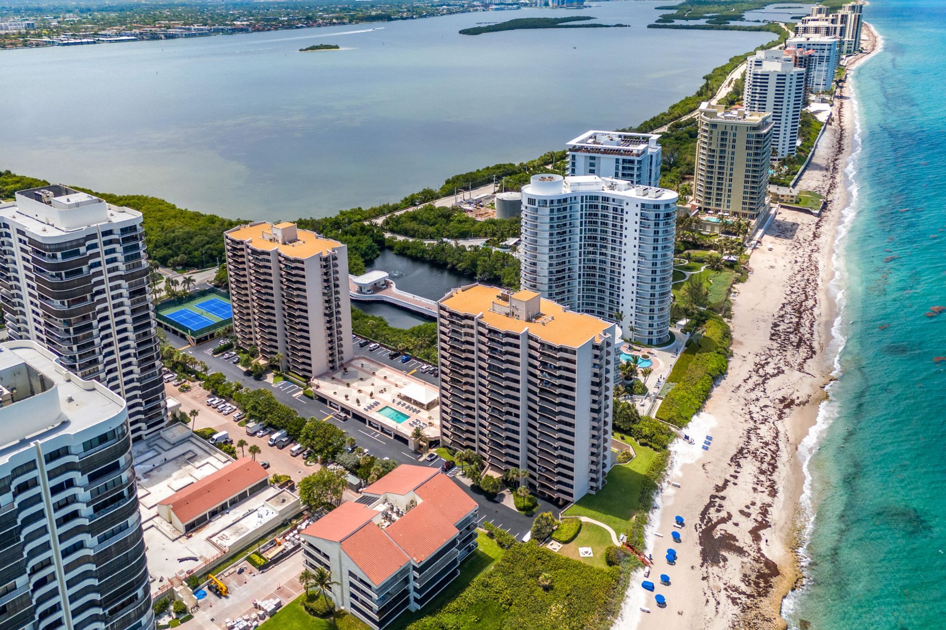 4200 N Ocean Drive, Unit 2-201, Singer Island, FL 33404 Photo