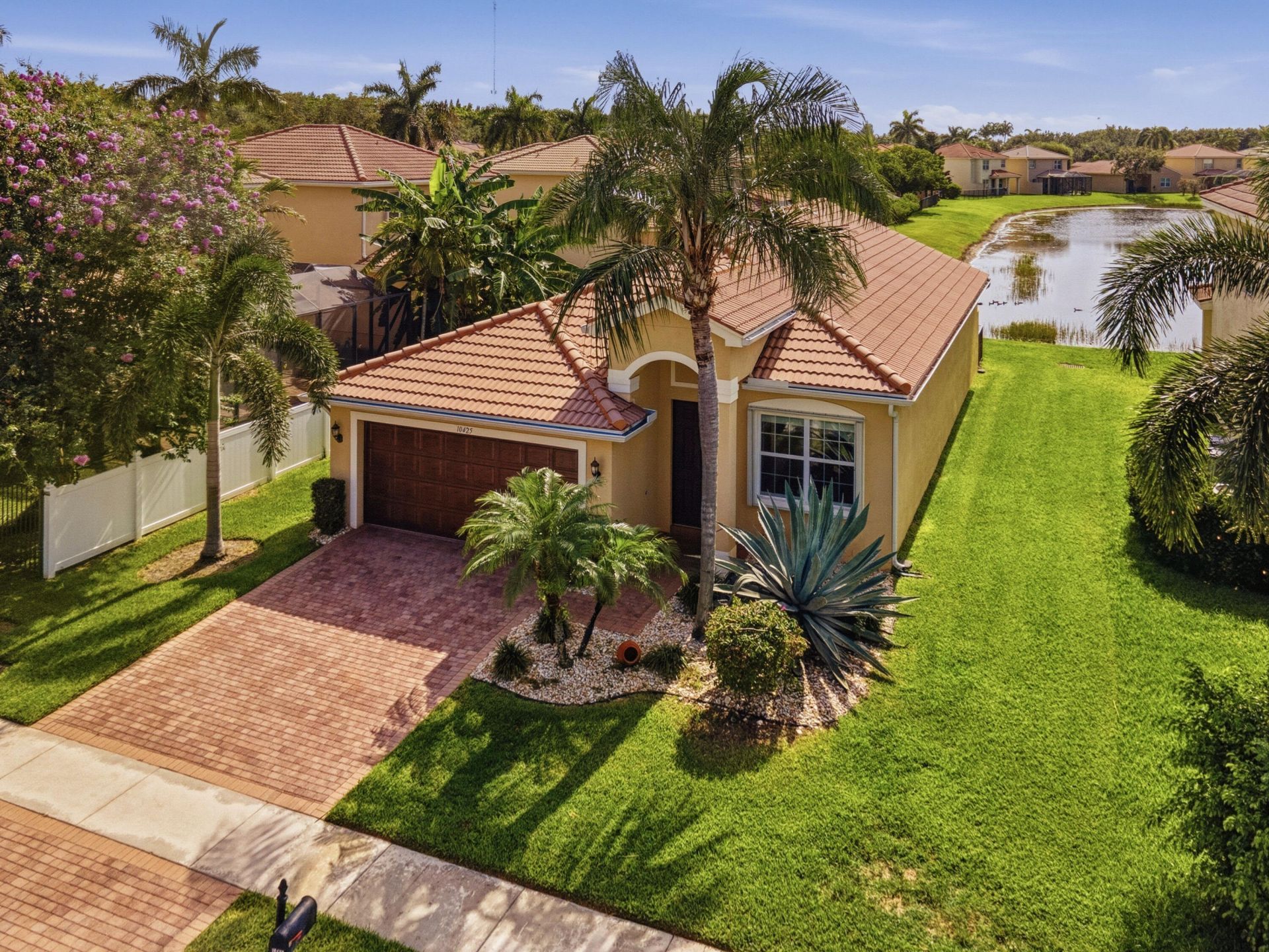 10425 Pearwood Place, Boynton Beach, FL 33437 Photo