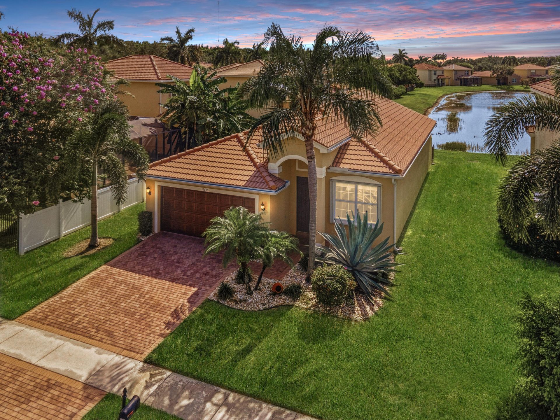 10425 Pearwood Place, Boynton Beach, FL 33437 Photo