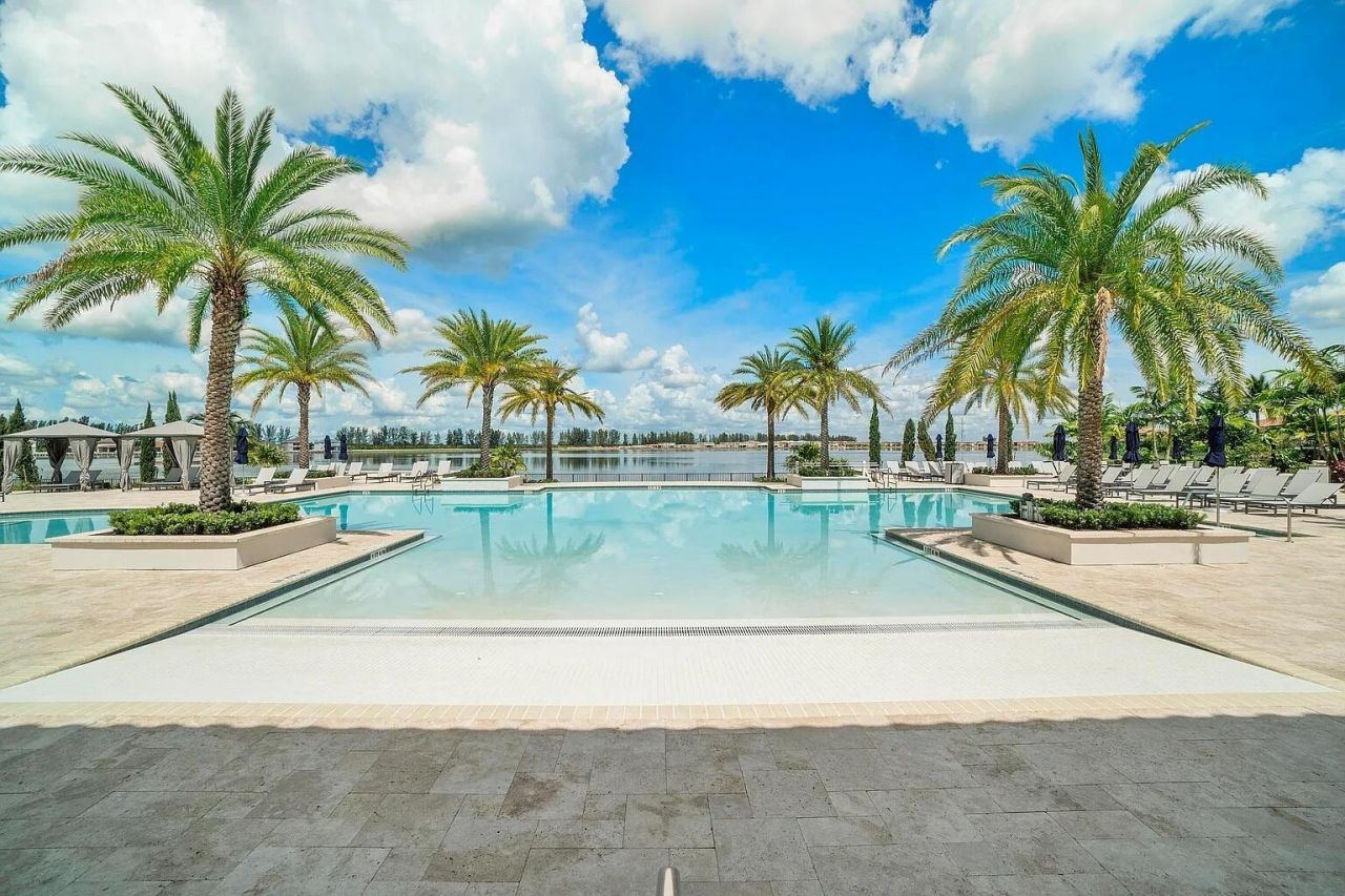 8540 W Parkland Bay Trail, Parkland, FL 33076 Photo