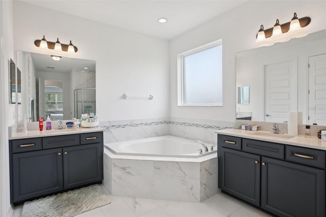 9508 Pyrenees Place, Seffner, FL 33584 Photo