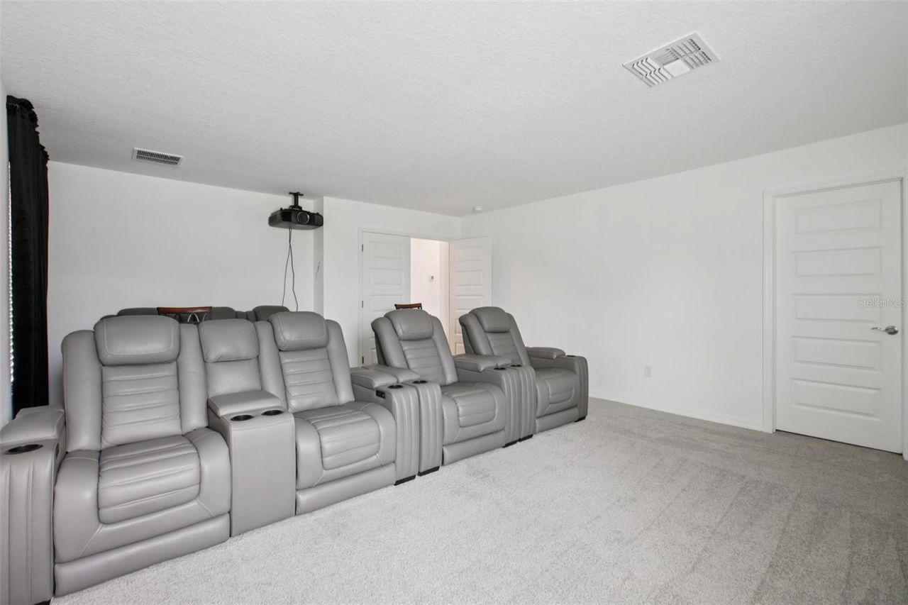 9508 Pyrenees Place, Seffner, FL 33584 Photo