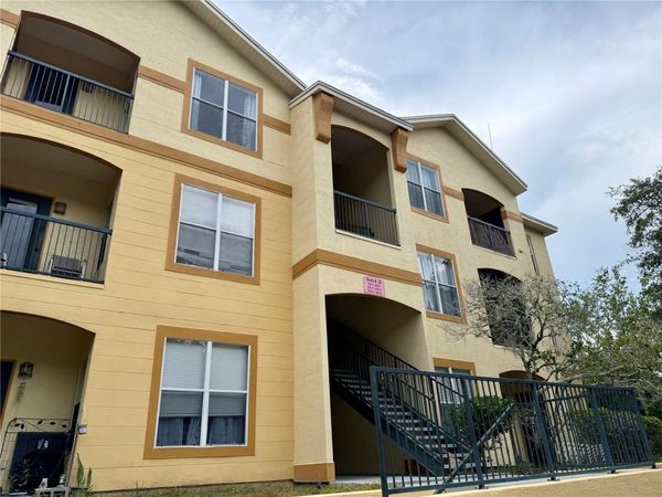 5612 PINNACLE HEIGHTS CIRCLE , Unit 302, TAMPA, FL 33624