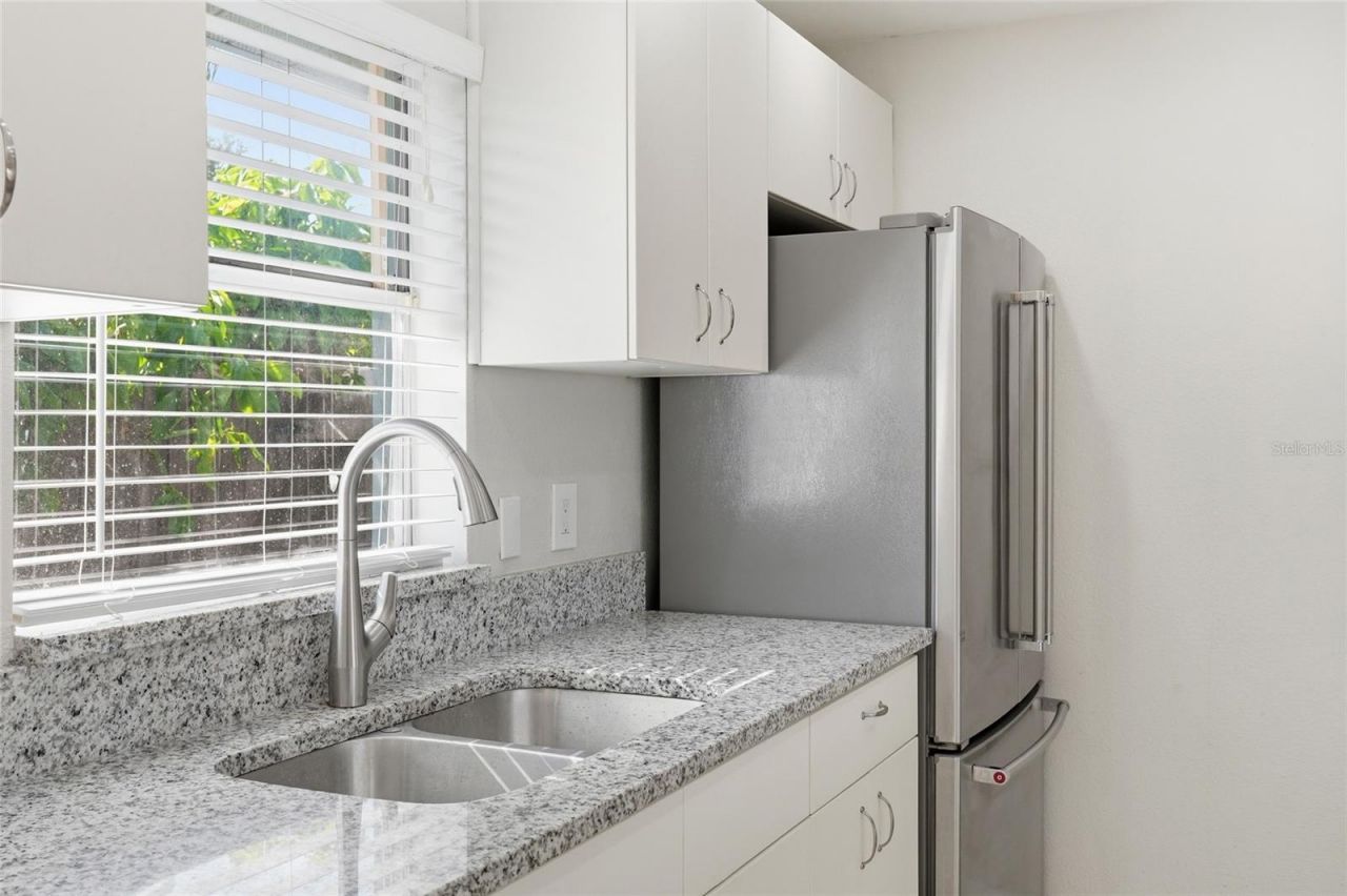 1915 Colleen Street, Sarasota, FL 34231 Photo