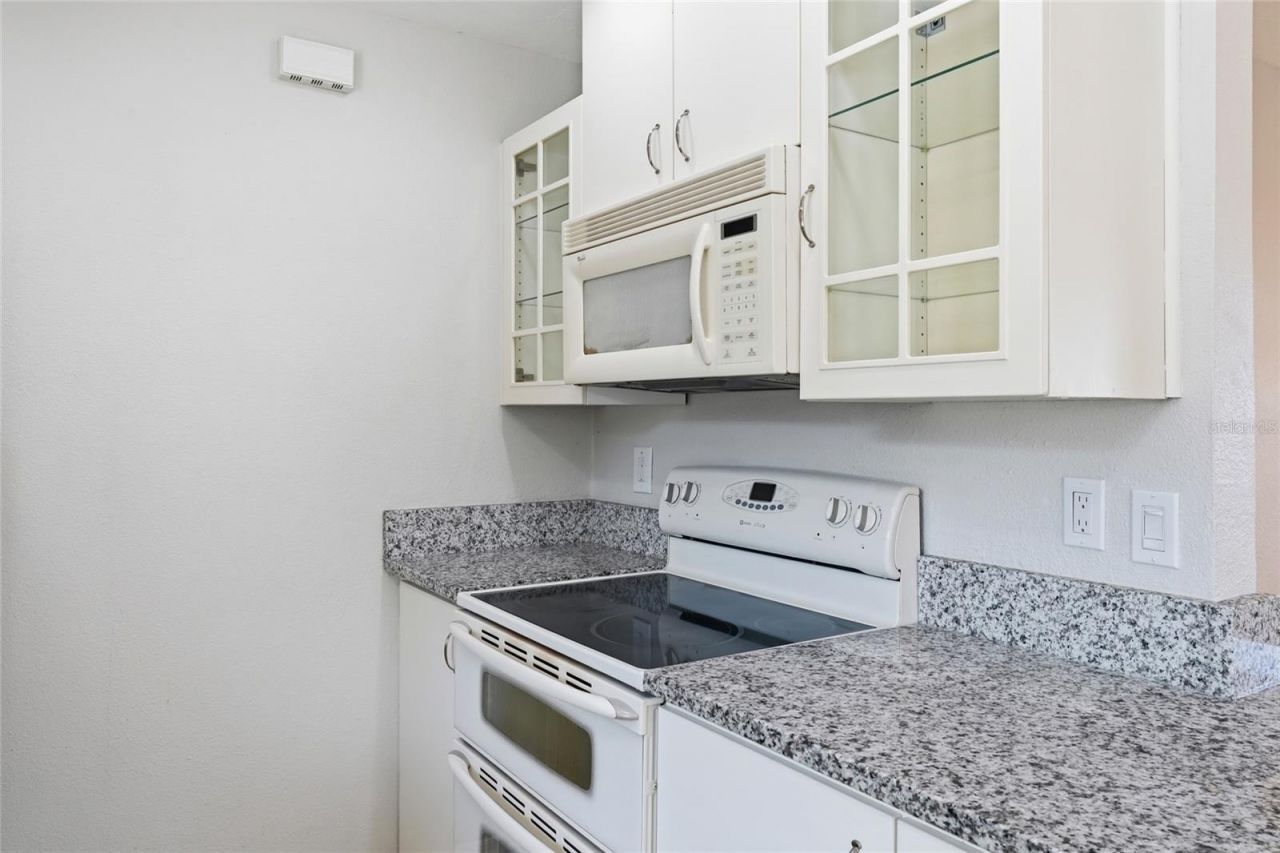 1915 Colleen Street, Sarasota, FL 34231 Photo