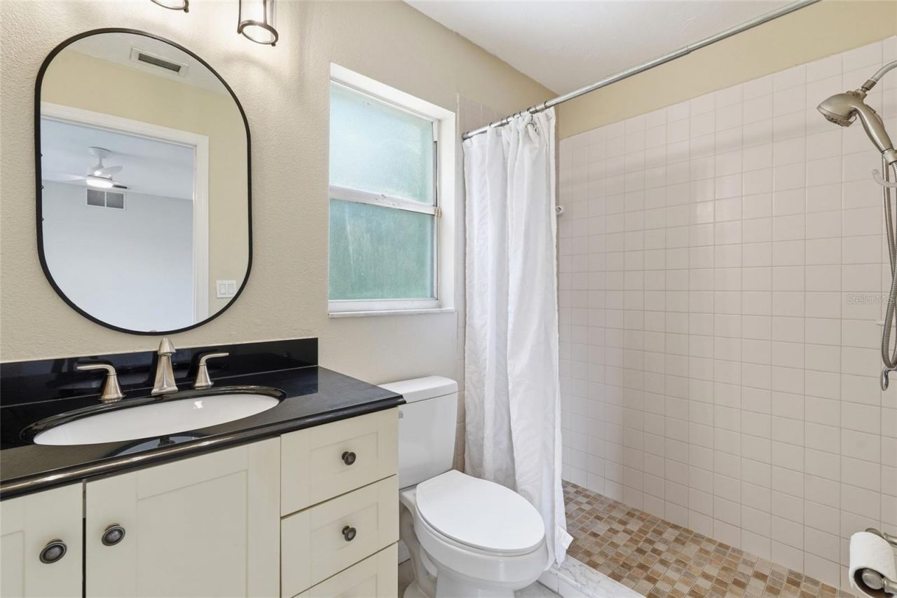 1915 Colleen Street, Sarasota, FL 34231 Photo