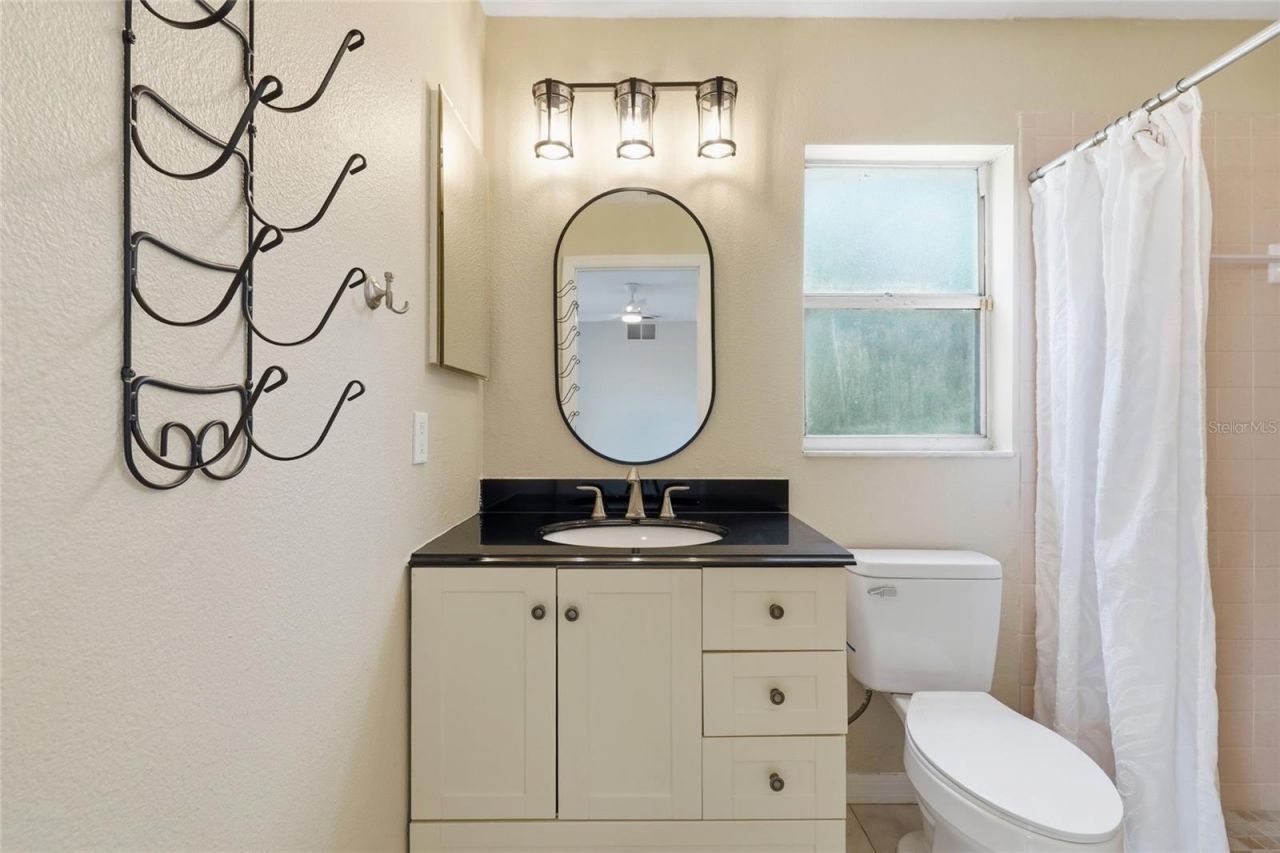 1915 Colleen Street, Sarasota, FL 34231 Photo