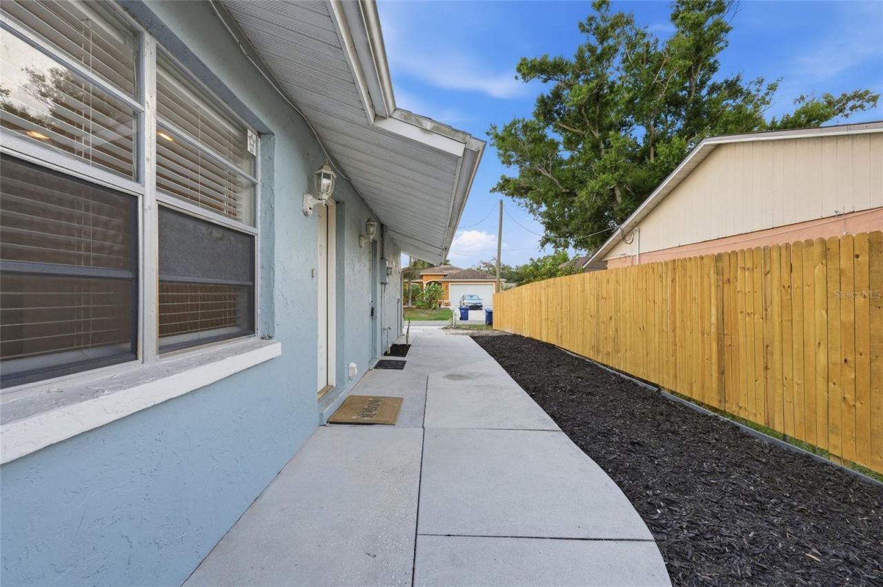 1915 Colleen Street, Sarasota, FL 34231 Photo