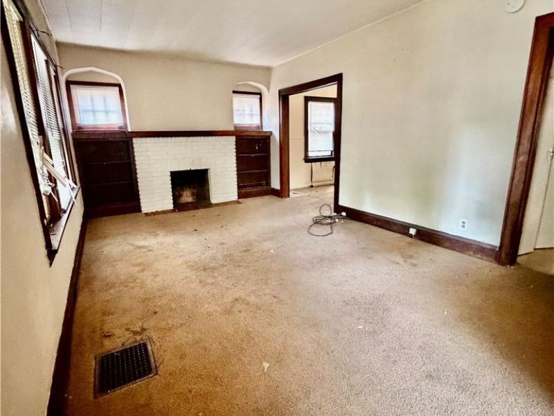 469 Storer Avenue, Akron, OH 44320 Photo 3