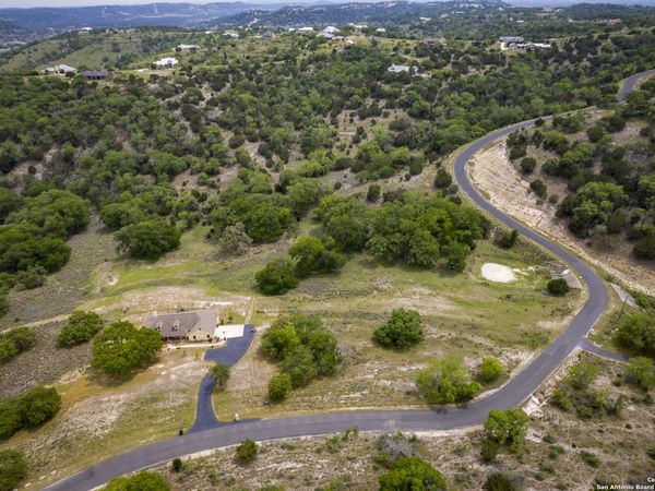 385 N Settlers Way, Comfort, TX 78013