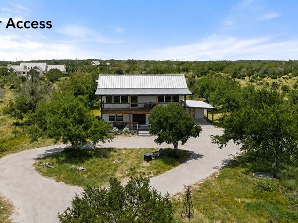 784 River View, Johnson City, TX 78636