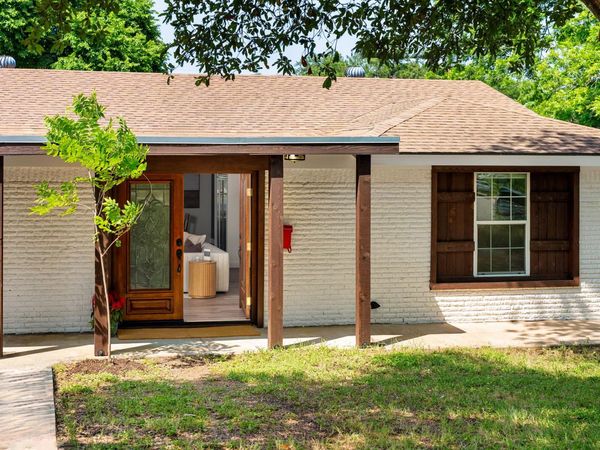 2403 Little John LN, Austin, TX 78704