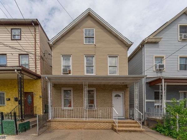 235 Pine St, Elizabeth, NJ 07206