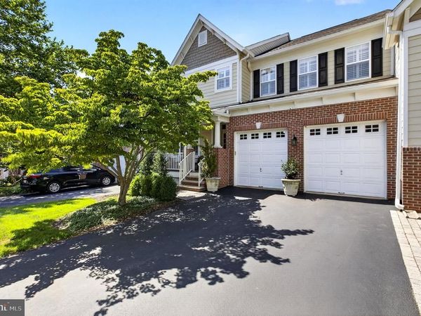 502 TITUS ROAD, LAMBERTVILLE, NJ 08530
