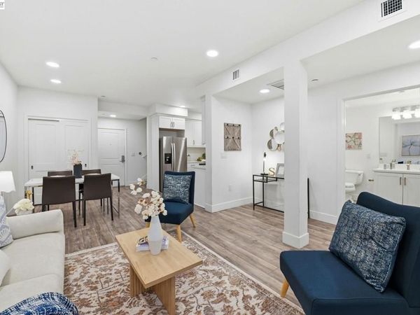 42111 Osgood Rd, Unit 208, Fremont, CA 94539