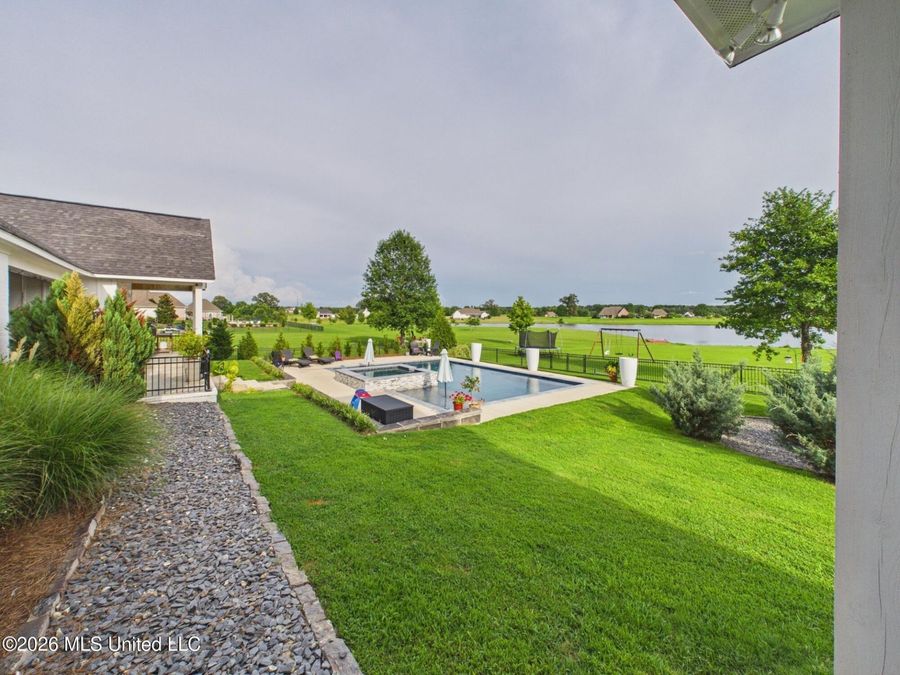 Property Image 47