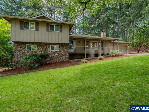 3850 NW Elmwood Dr, Corvallis, OR 97330