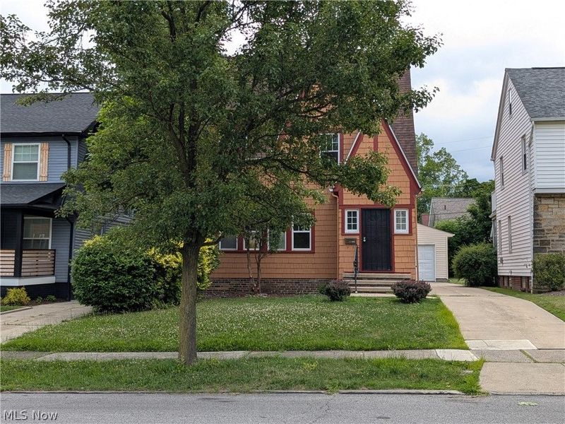 1151 Quilliams Road, Cleveland Heights, OH 44121 Photo 2